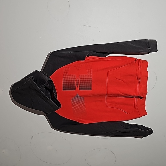 Under Armour Boys Large red & grey hoodie - Picture 1 of 2